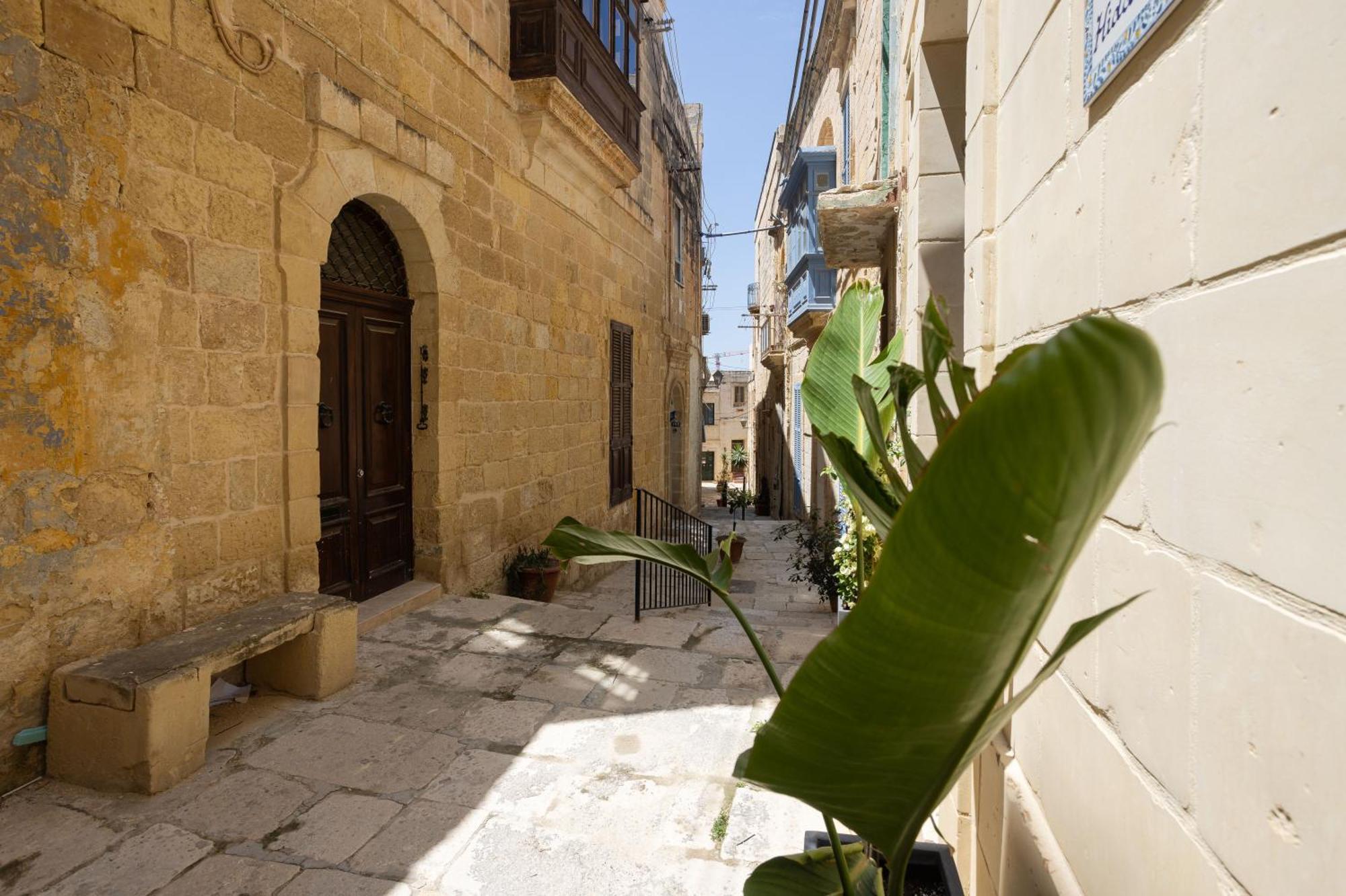 The Maltese Gem Apartment Cospicua Exterior photo