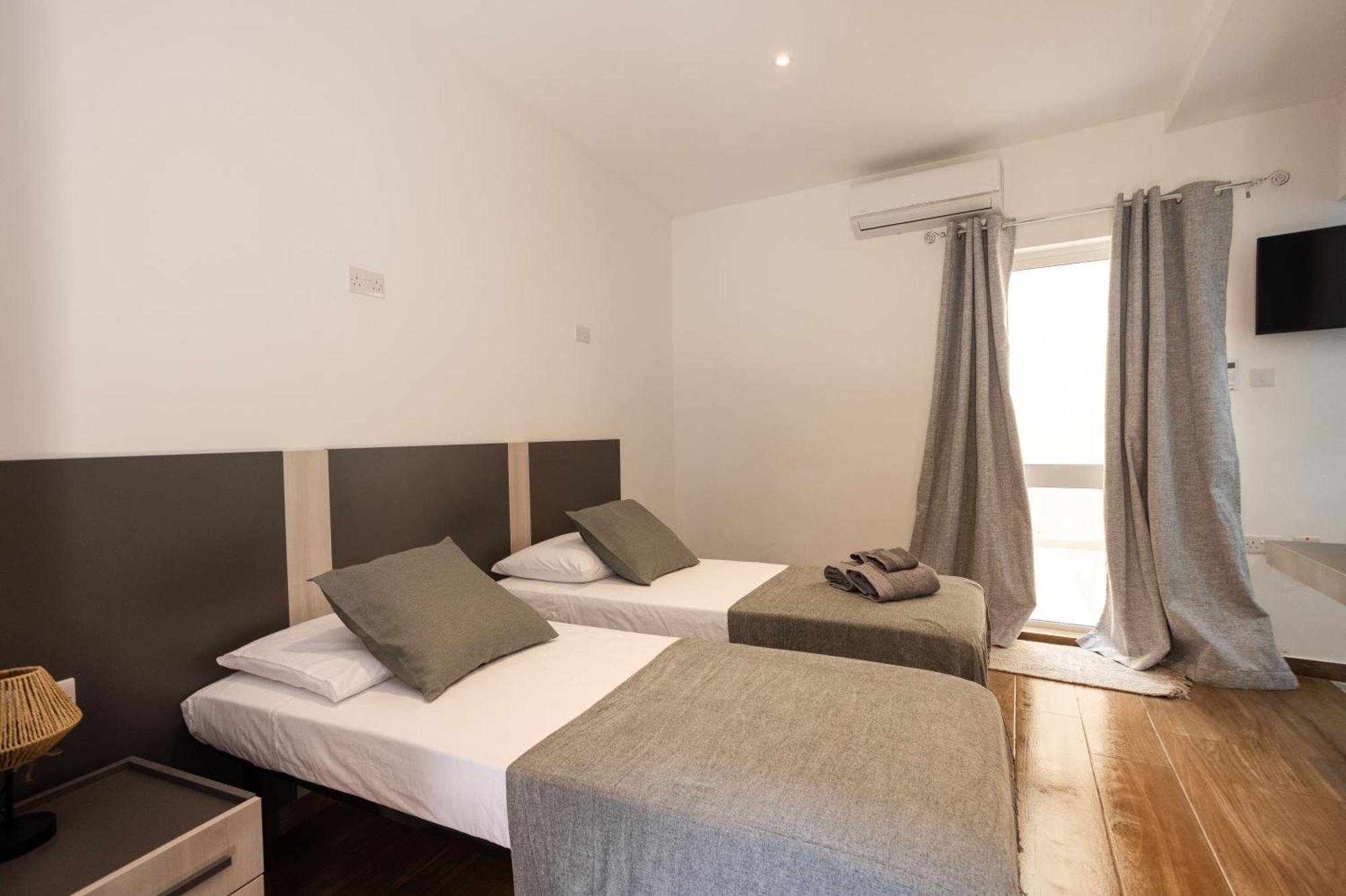 The Maltese Gem Apartment Cospicua Exterior photo